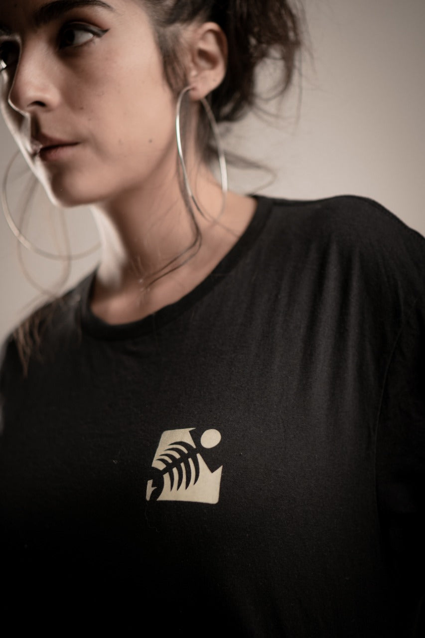 Playeras Fishbone